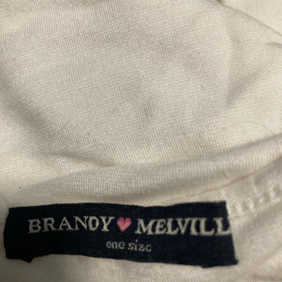 Two crop tops - Picture 3 of 4